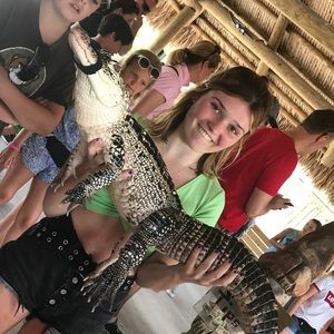 Meet your Posher, Abigail grace